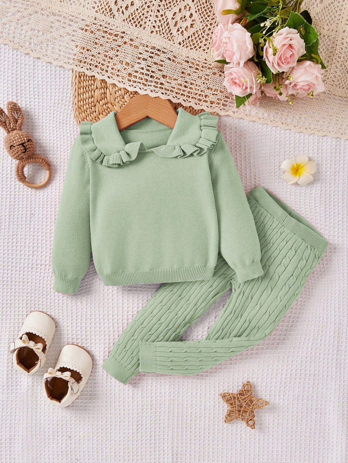 Pulover și pantaloni din tricot pentru fetiță