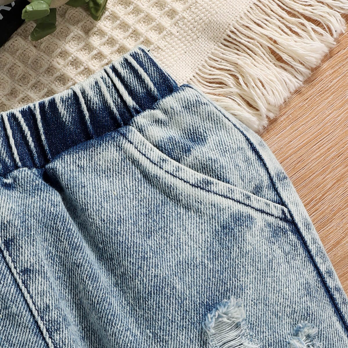 Compleu pentru bebe baiat cu imprimeu dinozauri