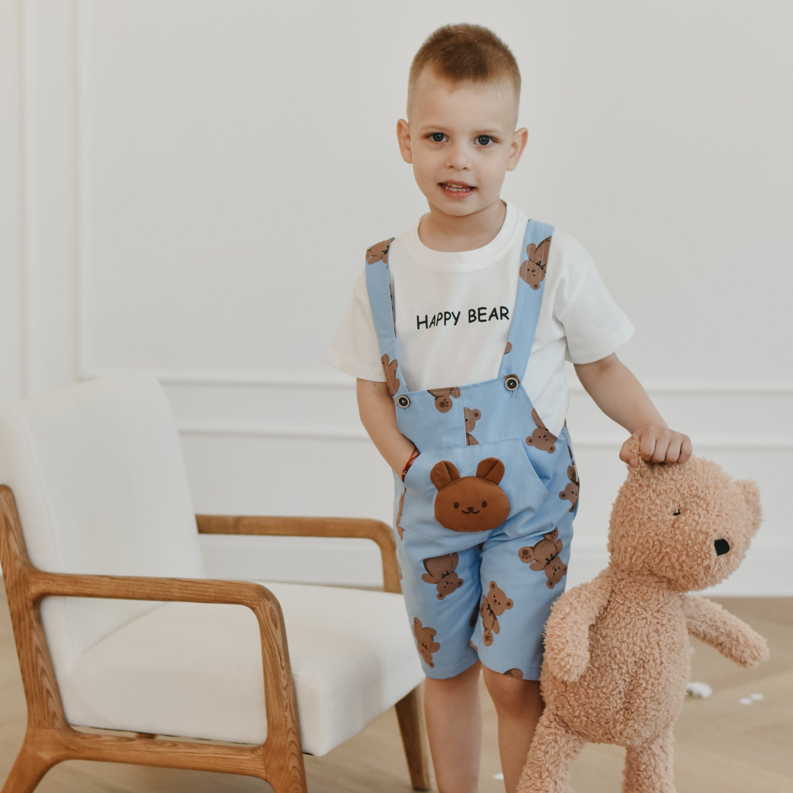 Set din doua piese, salopeta si tricou BEAR