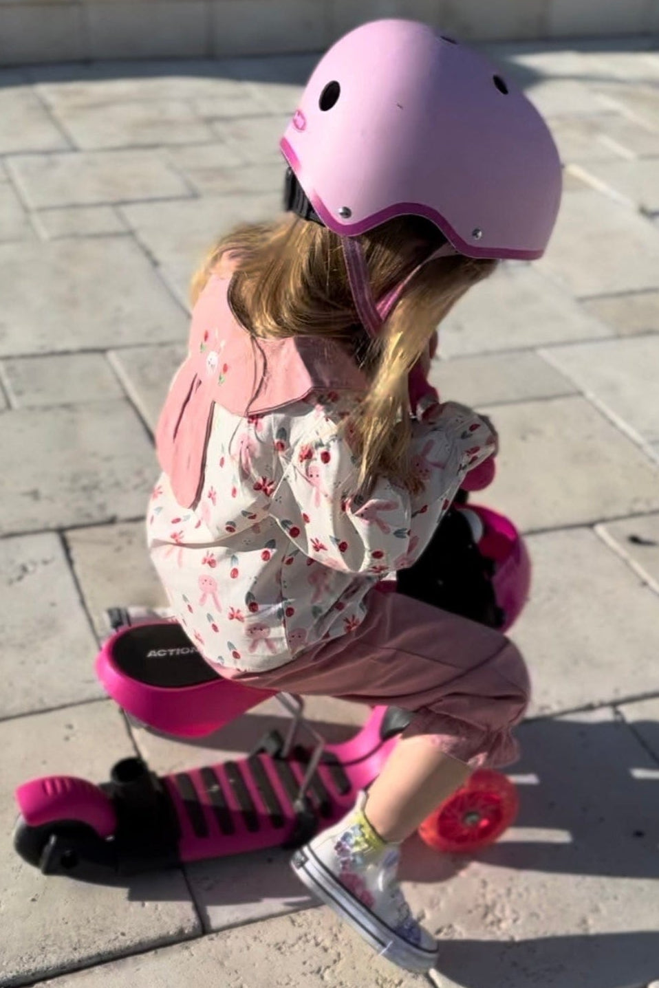 Compleu roz pentru fete CORI