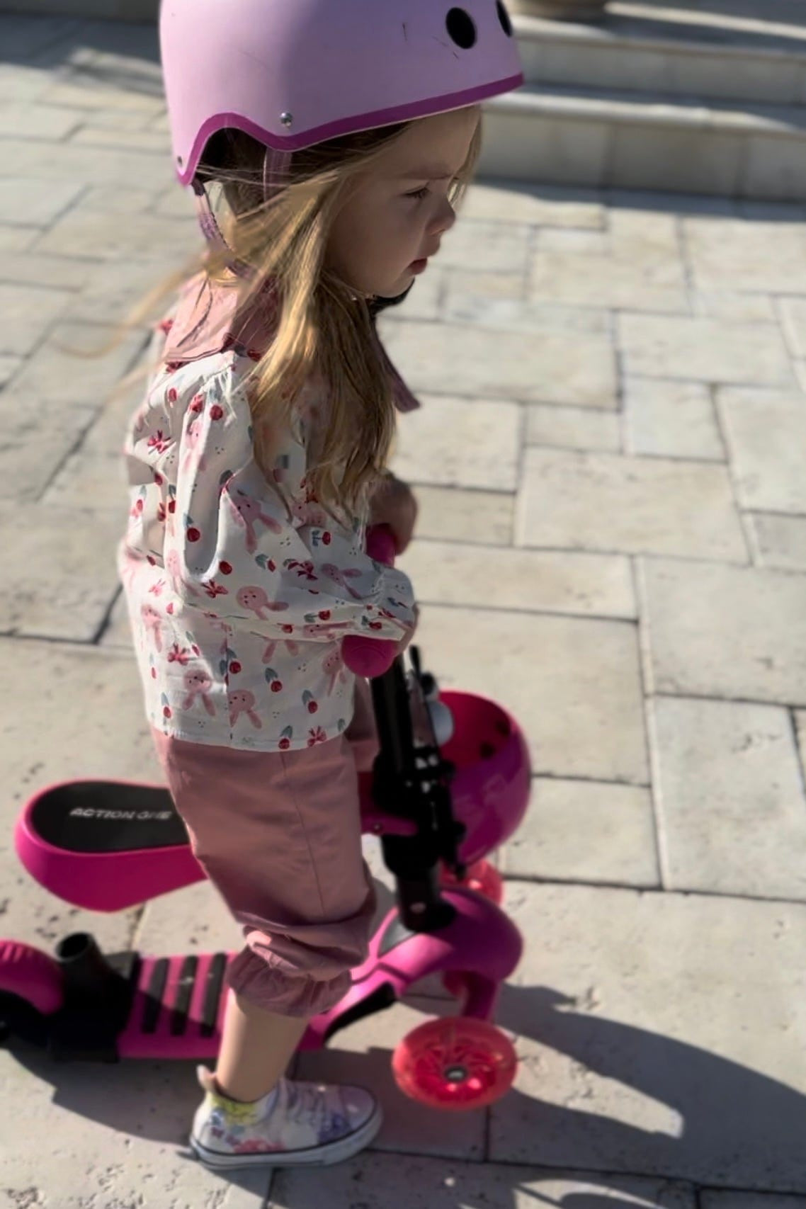 Compleu roz pentru fete CORI