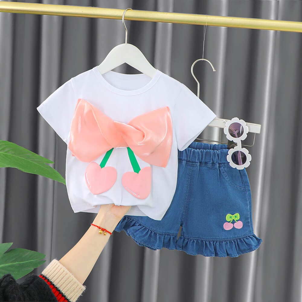 Compleu tricou cu fundita si pantaloni scurti CHERRY