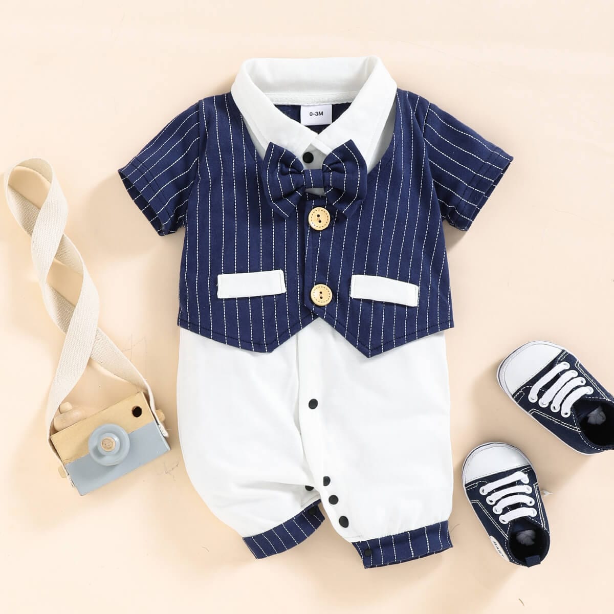 Costumas elegant  cu maneca scurta pentru bebe GENTLE-BLUE-BOY