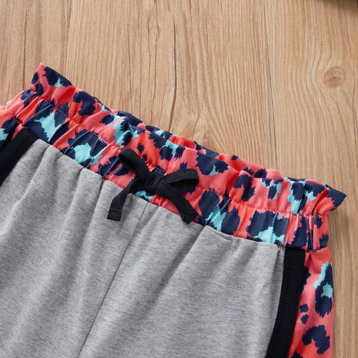 Pantaloni scurti si tricou LEOPARD