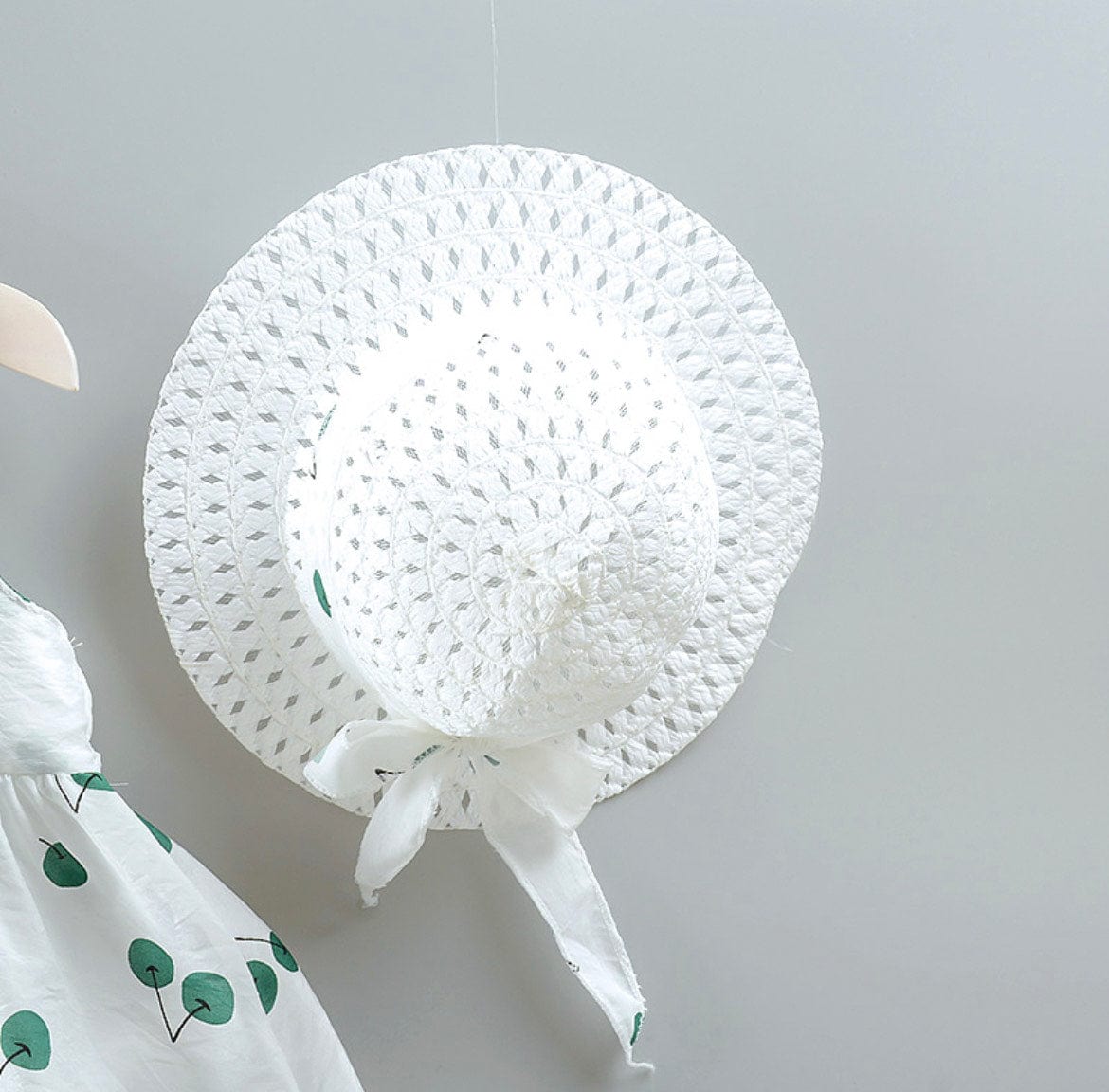 Rochita si palarie pentru fetite