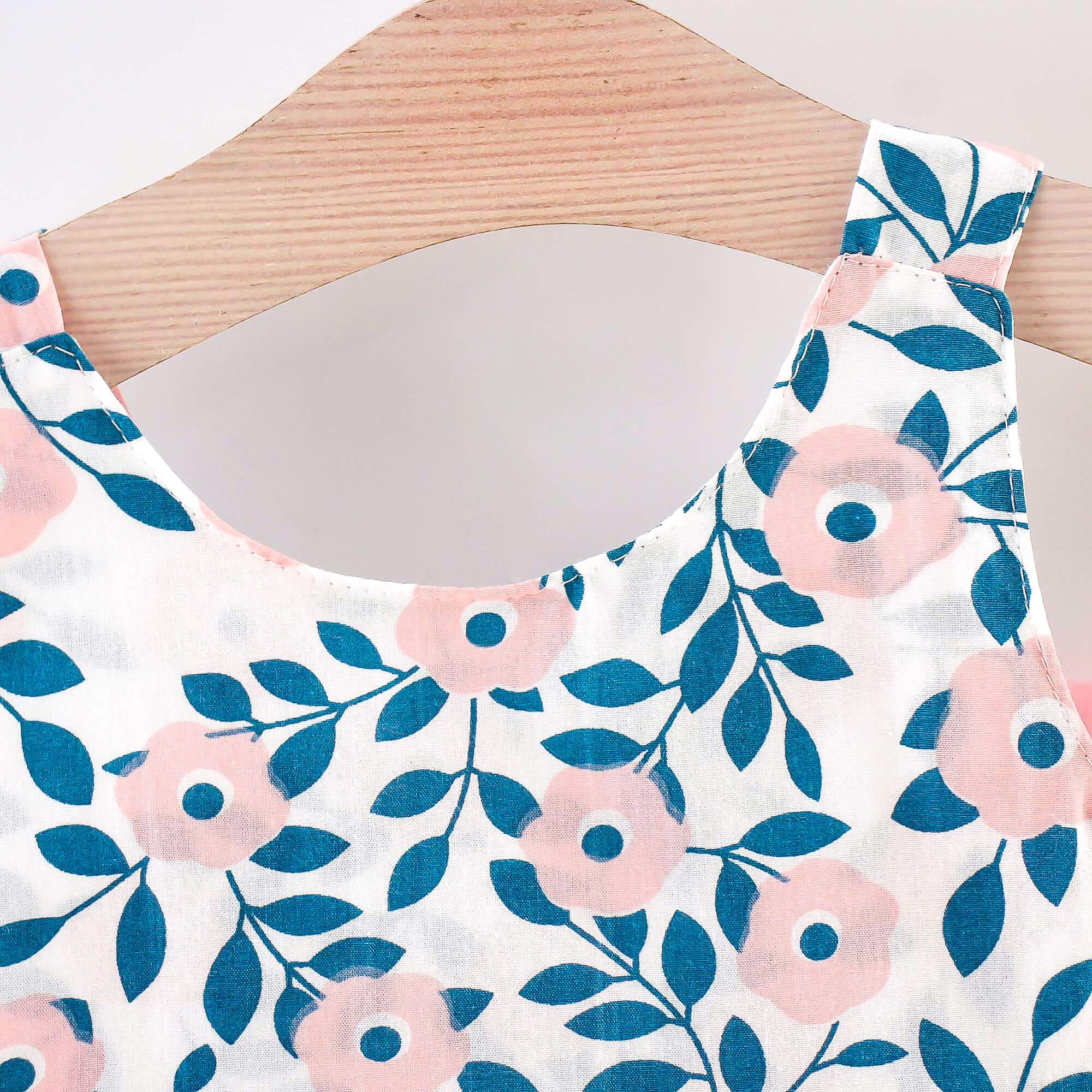 Rochita si palarie  AMELIA