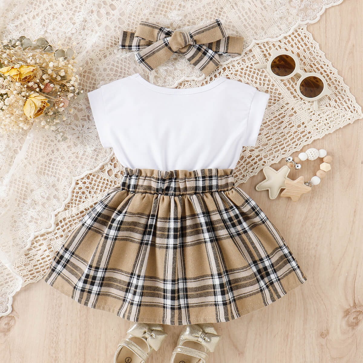 Set rochie si bentita in carouri