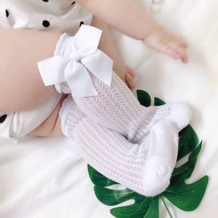 Sosete lungi cu fundita pentru bebeSosete lungi cu fundita pentru bebe