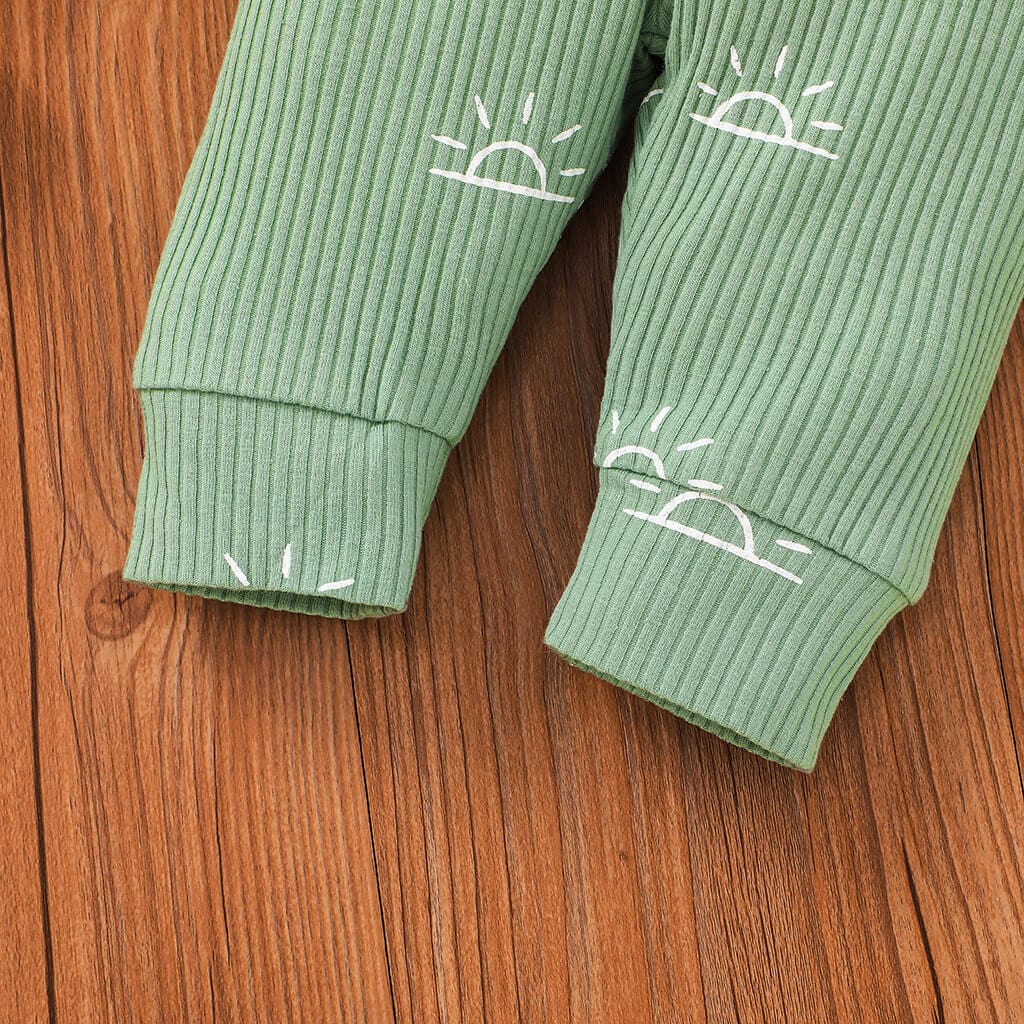 Body, pantaloni si fes pentru bebelusi