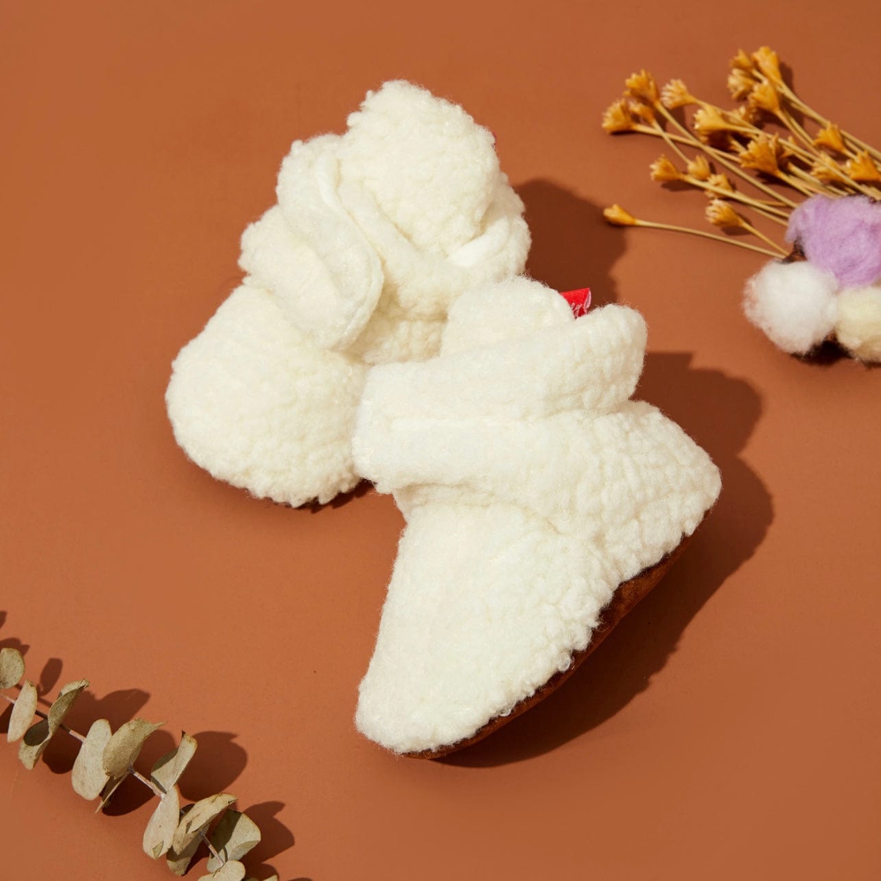 Papuci de casa pentru bebe