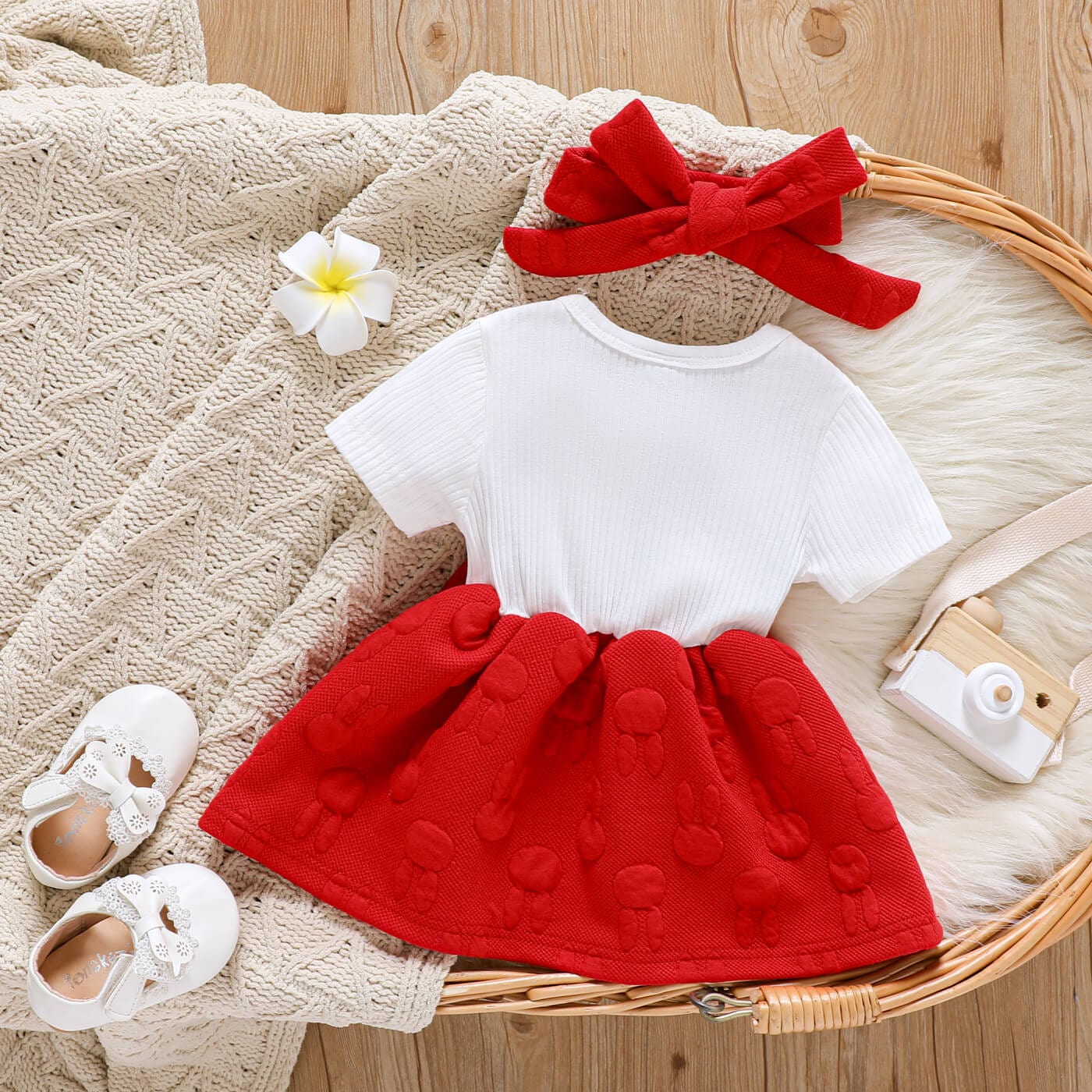 Rochita rosie si bentita MARIA