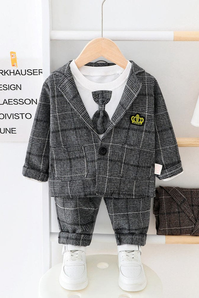 Set din trei piese, sacou, pantaloni si bluza