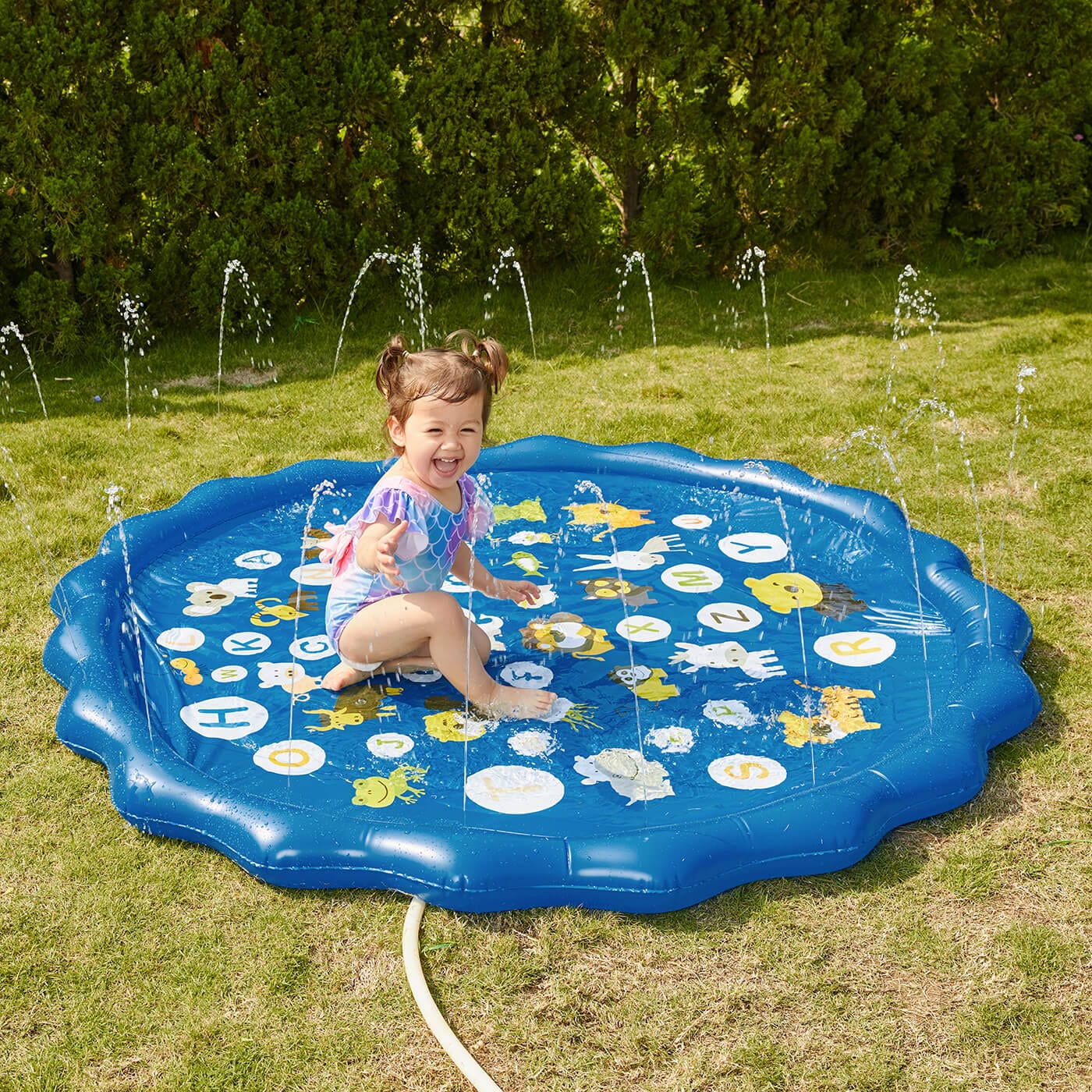 Mini piscina pentru bebelusi cu fantana stropitoare